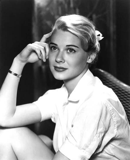 PEYTON PLACE, Hope Lange, 1957, TM and Copyright ©20th Century-Fox Film Corp. All Rights Reserved