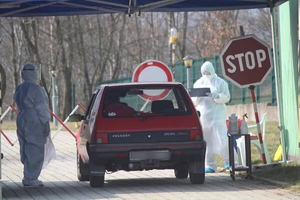 FN Plzeň zahájila provoz druhého odběrového místa na vyšetření COVID-19