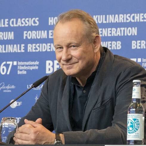 Soubor:Stellan Skarsgård at the 2017 Berlinale.jpg