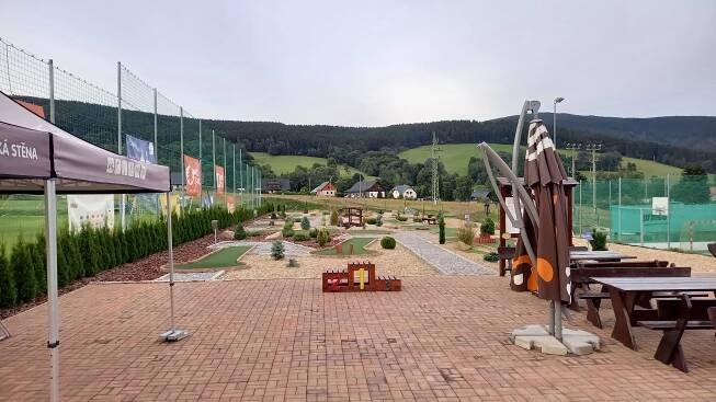 Adventure golf Deštné (Golf) • Mapy.com