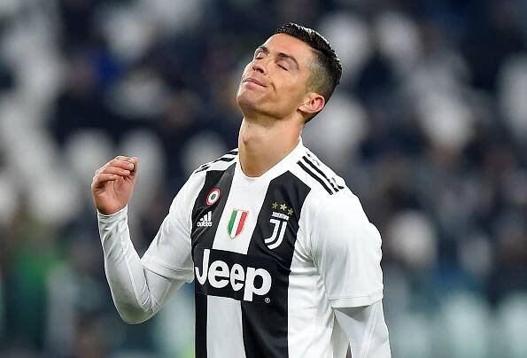 Video: Ronaldo zahodil před úterním soudem penaltu, přesto Juventus jasně vyhrál