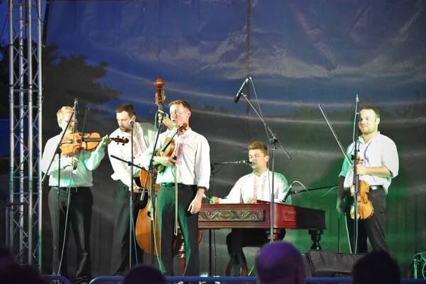 Folklórní večer s CM Slovácko mladší z Mikulčic | 