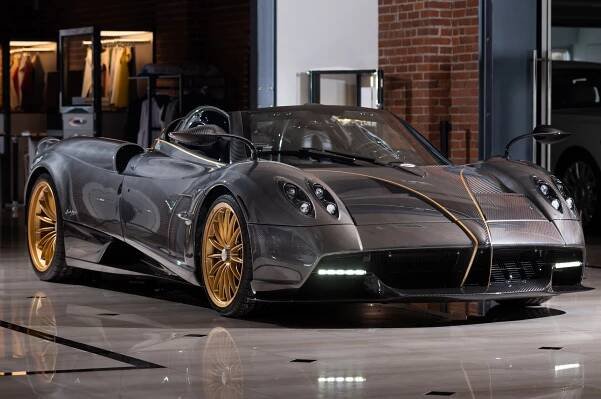 Horacio Pagani Runs His Car Company Like His Father Ran His Bakery