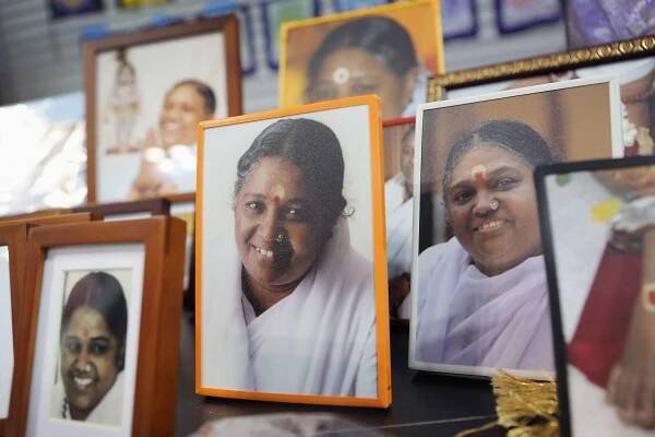 The 8 Best Ashrams to Visit in India