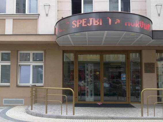 Divadlo Spejbla a Hurvínka foto 2