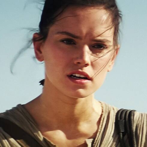 Star Wars Star Daisy Ridley Is Pro-Baby Yoda, Anti-Porg