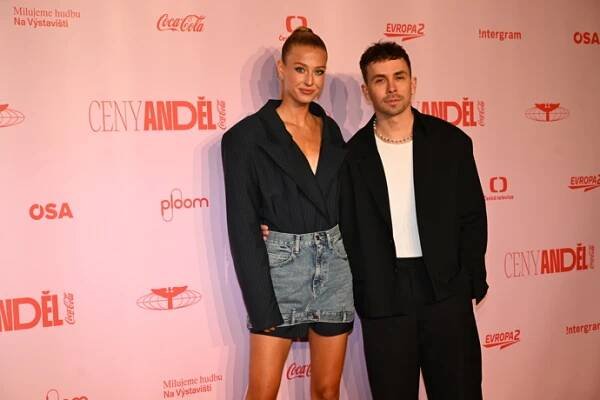 FOTO: Petr Lexa a Natálie Kotková. – stránka 12