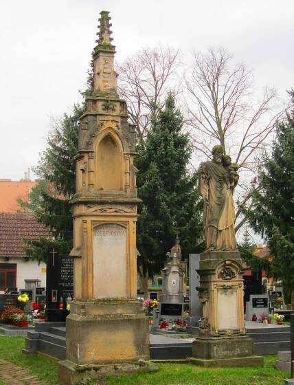 Fotografie - Opatovice n L. hřbitov - 27.11.2019