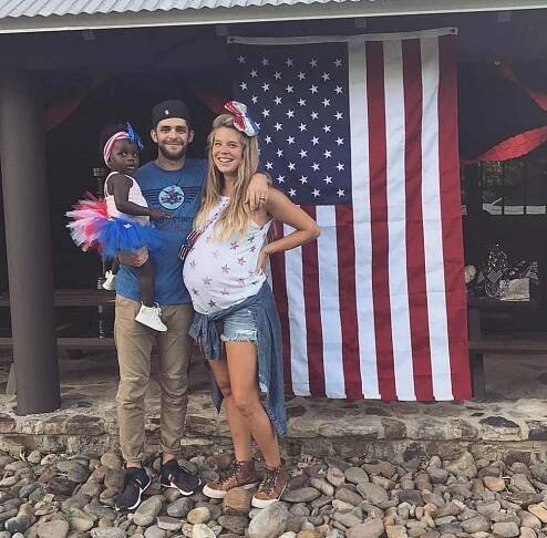 Thomas Rhett, Lauren Akins’ Sweetest Moments With Family: Pics