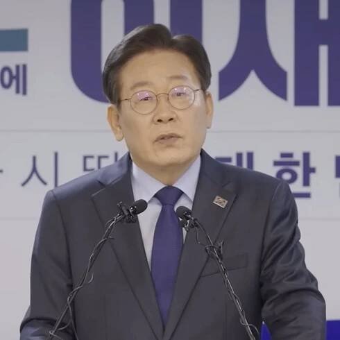 Who is Lee Jae-myung, Yoon's potential replacement?