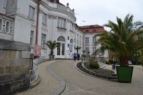 Karlovy Vary chtějí dát letos 20 milionů Kč na opravy v Alžbětiných lázních