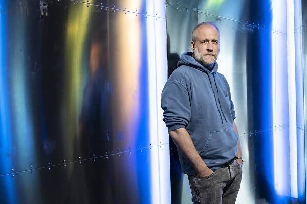 Na Slovensku jsme měli drsnější devadesátky, říká režisér Peter Bebjak