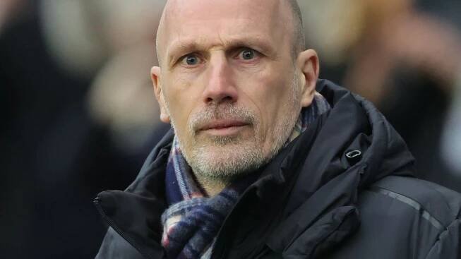 Linka s Clementem je slepá, Sparta cílí na jiná trenérská jména. Svensson má zájem