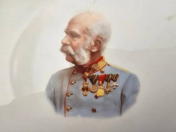 Starožitný porcelánový talířek s císařem František Josef I. 1914 | Aukro
