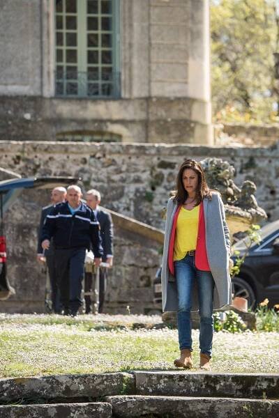 Kriminálka Montpellier - Ztracené dětství (S04E04) (2020)