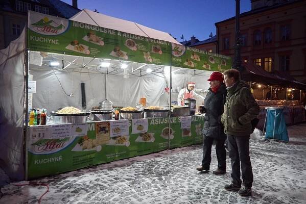 Trutnov zahájil vánoční trhy