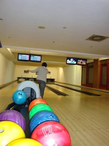 Mikulášský bowling 2015 | Odbor slévárenství