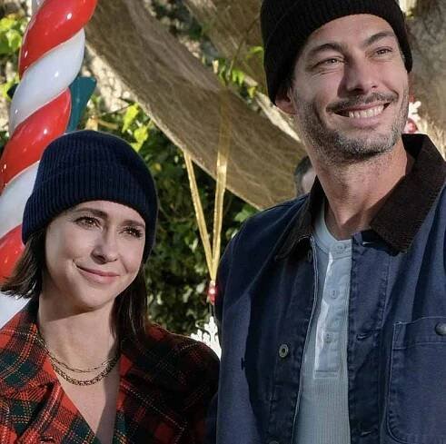 jennifer love hewitt husband brian hallisay marriage