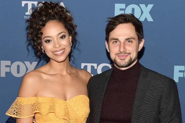 Amber Stevens met husband Andrew West on the set of "Greek."