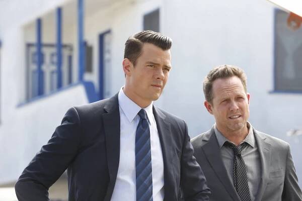 Policie Battle Creek - Old Wounds - Z filmu - Josh Duhamel, Dean Winters