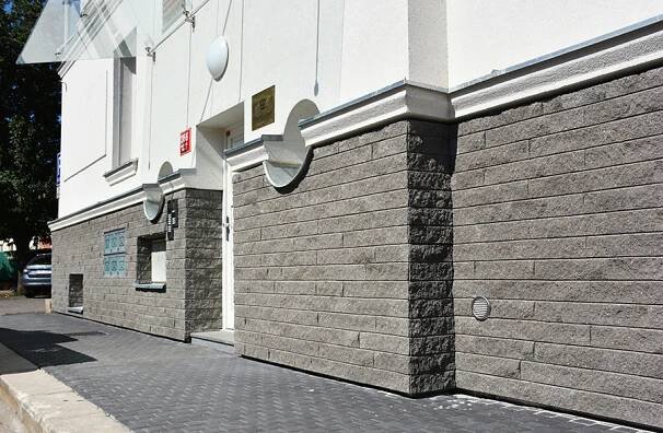 Obklady na odvětrávaný sokl domu | Stavoblock