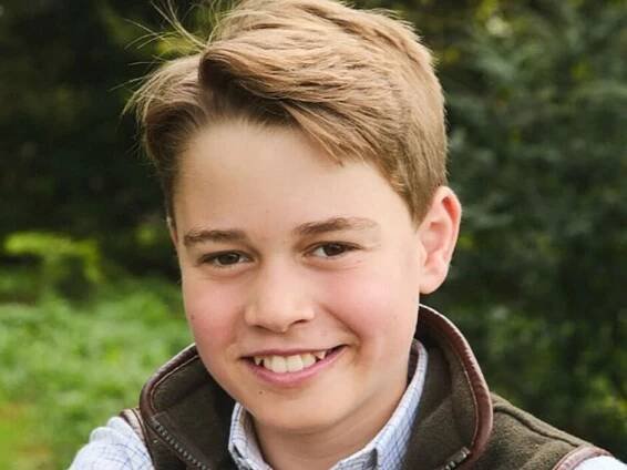 Prince George's hidden tribute to mum Princess Kate in new birthday picture