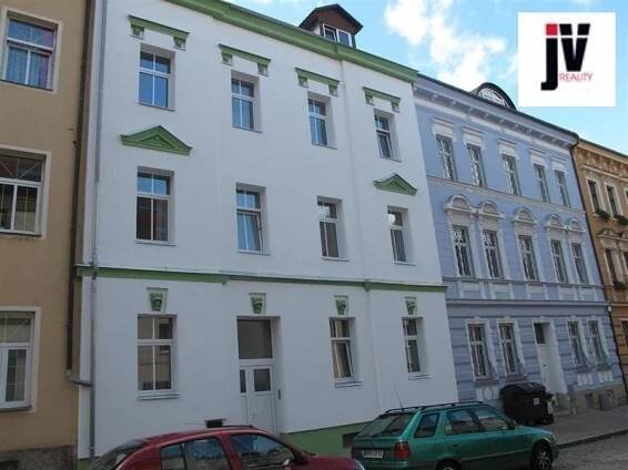 Pronájem bytu o vel. 1+1 43m2 , Plzeň - Slovany | JV reality