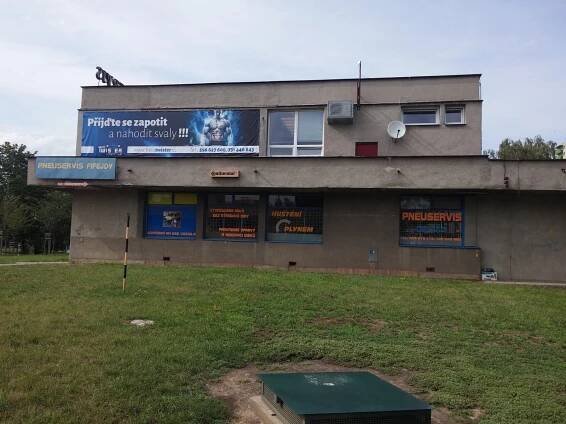 Autoservis, Pneuservis Fifejdy Ostrava