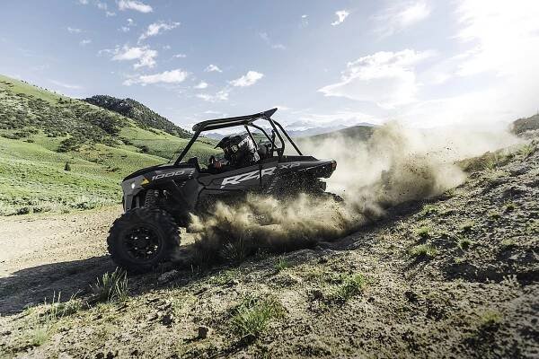 Polaris přidává prémiové barevné varianty. – Motor-Max.cz