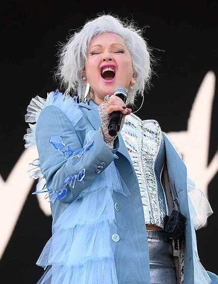 cyndilauper-WIKN1028