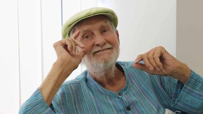 Režisér a herec Jan Schmid stojí v čele slavné Ypsilonky už téměř šest desetiletí.