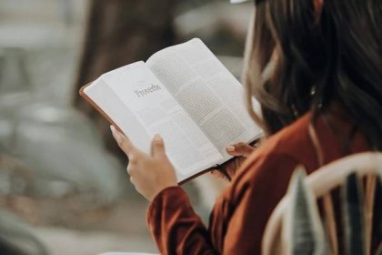 5 tipů jak pomoct teenagerům studovat Bibli - leaderXpress [CZ]
