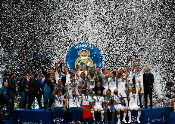 Real Madrid oslavuje zlatý hetrik v Lige majstrov