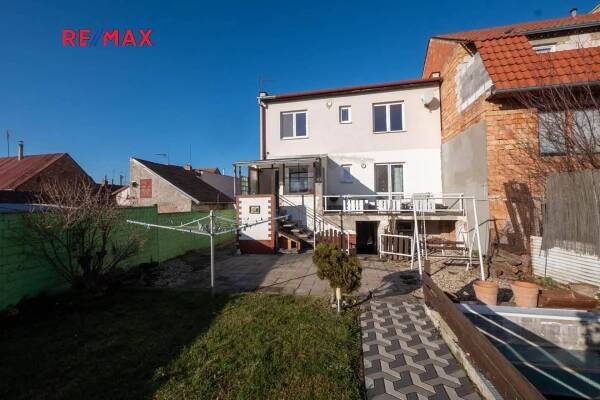 Prodej RD 220m2, Uherčice