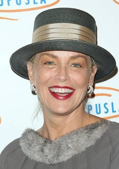 Kam zmizela sexy Sharon Stone? Herečka, která je známá jako věčná mladice, přiznala věk v usedlém outfitu