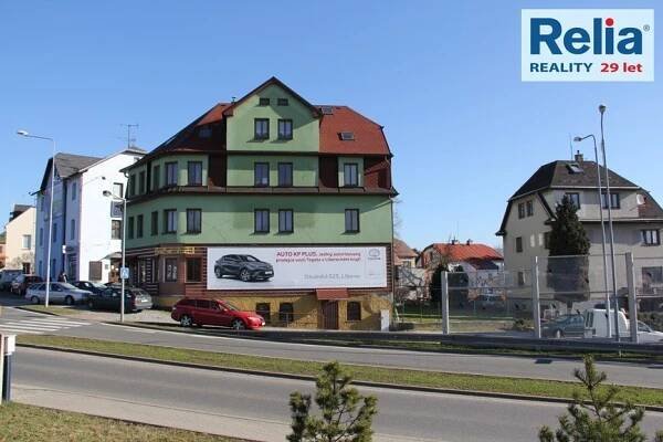 Prodej nadstandardního atypického bytu 4KK + obytné podkroví, 147m2