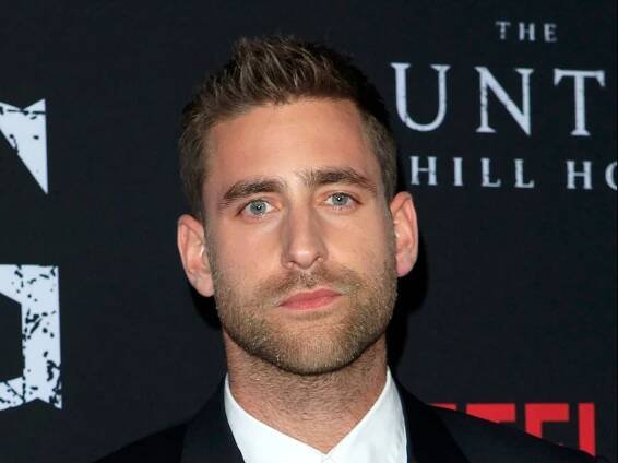 'Invisible Man' Title Role Goes To 'Haunting Of Hill House' Star Oliver Jackson-Cohen