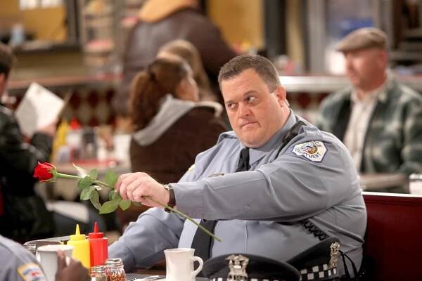 Mike a Molly - První Valentýn (S01E16) (2010)