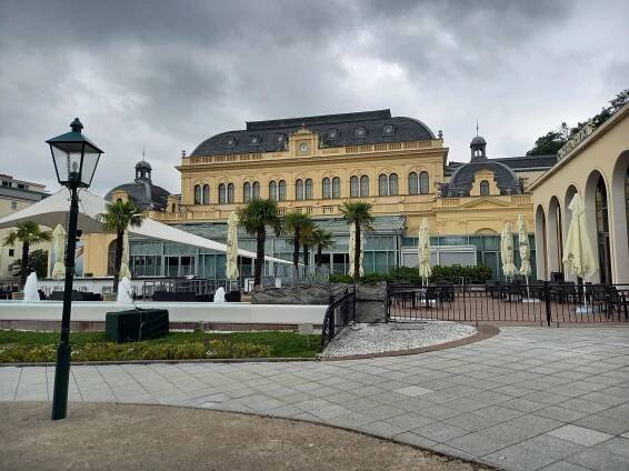 Fotogalerie • Congress Center Baden (Společenské centrum) • Mapy.com