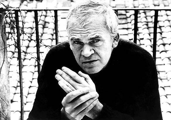 Kundera pohřbený v Brně? Zůstane u manželky, rodné město si musí počkat