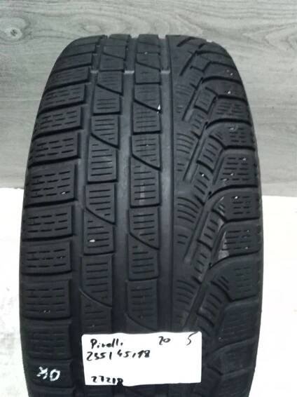 Pirelli  235/45/18 94V