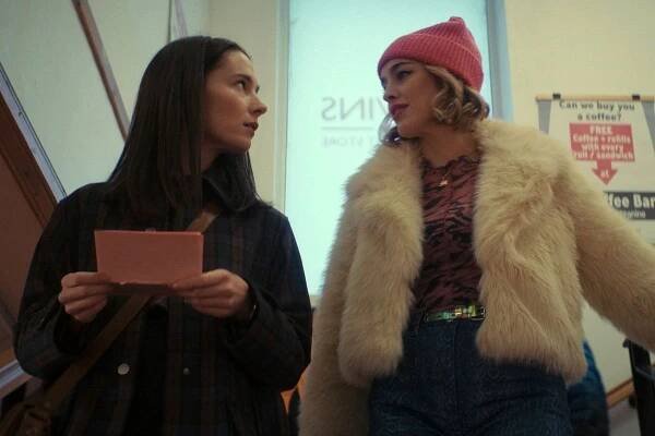 OBITUARY, from left: Siobhan Cullen, Danielle Galligan, (Season 1, aired in the US on Nov. 21, 2023). 