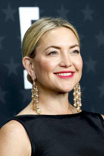 Kate Hudson's 3D Chrome Glass French Manicure Is Nothing Short of Majestic — See Photos