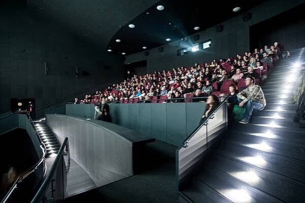 Filmový festival OKO začal v novém Světě techniky projekcí šokujícího filmu