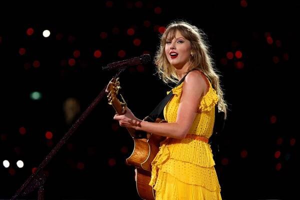 Taylor Swift onstage in Melbourne, Australia.