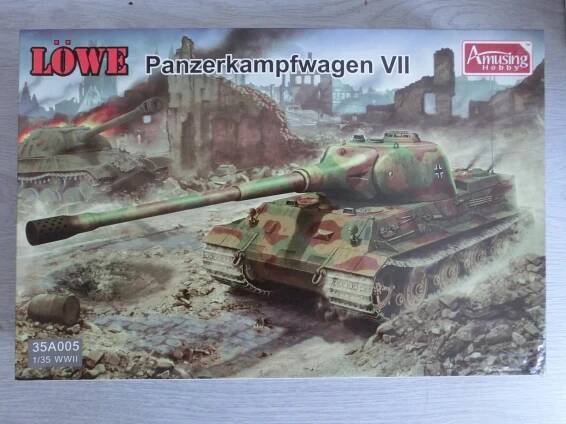 AMUSING HOBBY Panzerkampfwagen VII LöWE - Modely vojenských vozidel