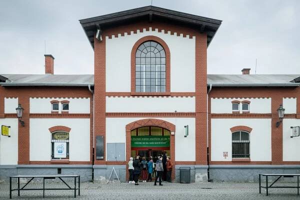 Holešovická tržnice se mění. Rekonstrukce spolkne miliardy, vrátí původní vzhled