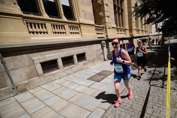 ČEZ RunTour Plzeň 2024 | Sportovní a reportážní fotografie Luboš Toman
