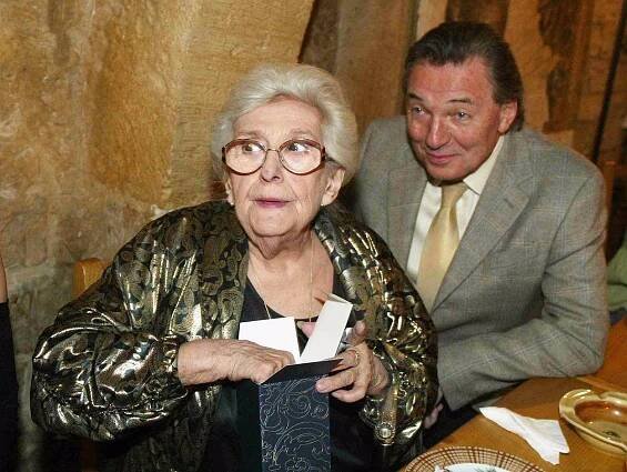 Foto k tématům Karel Gott, Stella Zázvorková – stránka 13