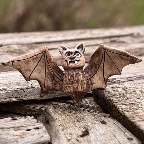 Keramický Netopýr Fešák 🦇 S dobrou náladou dnem i nocí 🦇